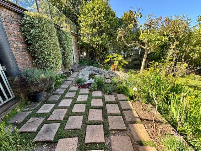 5 Bedroom Property for Sale in Denver Park Western Cape